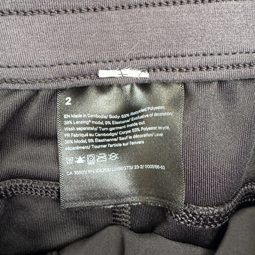 Lululemon Softstreme High-Rise Pant
Black size 2 - Picture 5 of 5